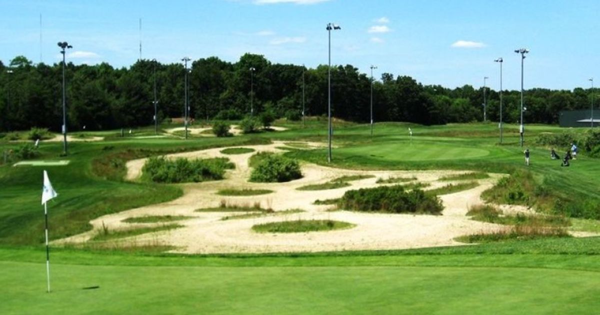 Fore Kicks Par 3 Wednesday Spark Golf League